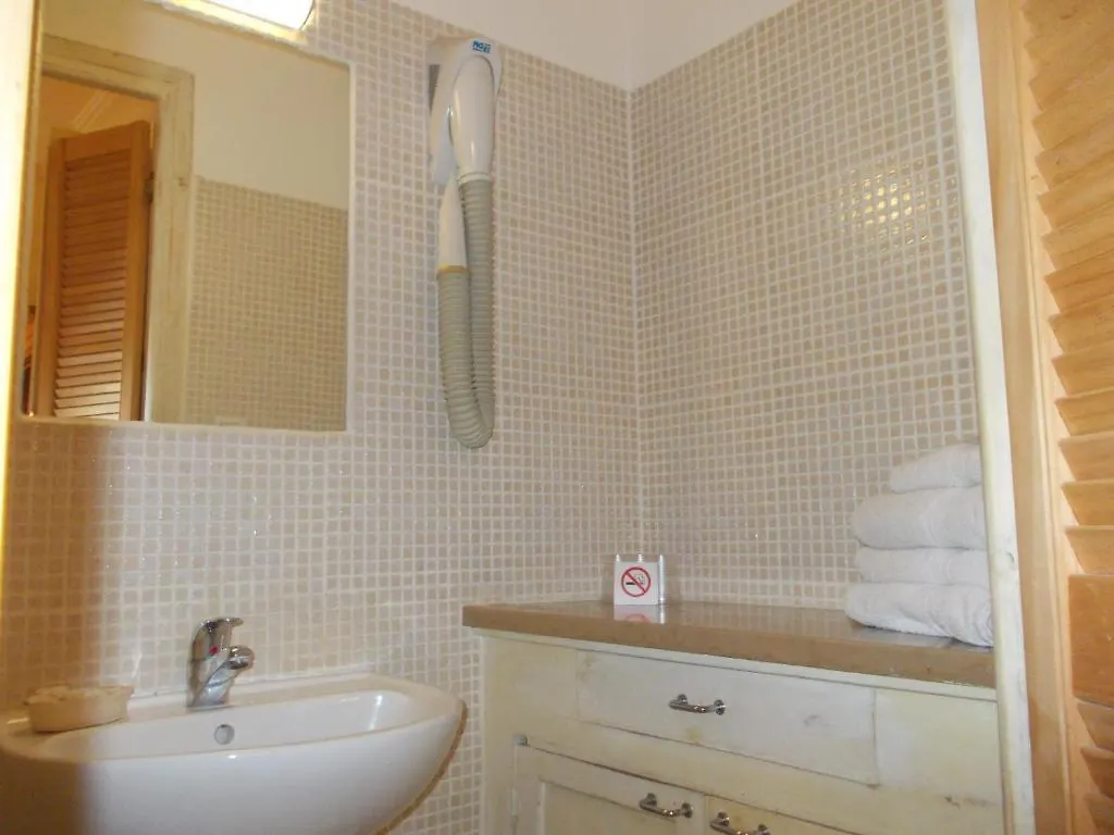 Hotel Rex Νίκαια 3*,